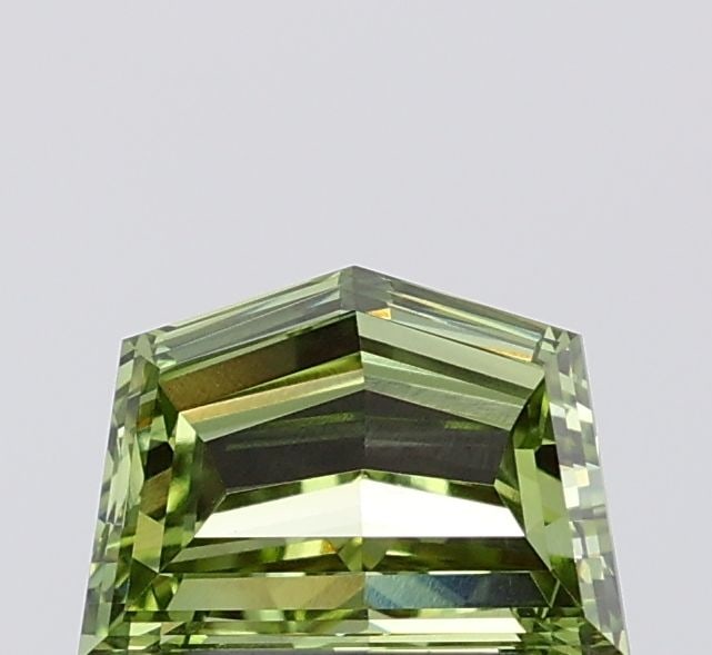 Loose Diamond - PENTAGONAL 1.31ct Fancy Vivid Green VS1: Loose Diamond - PENTAGONAL 1.31ct Fancy Vivid Green VS1 Source: This is a real non-mined Diamond that has been grown in a lab Shape: PENTAGONAL Carats: 1.31 Color: Fancy Vivid Green Certification: IGI