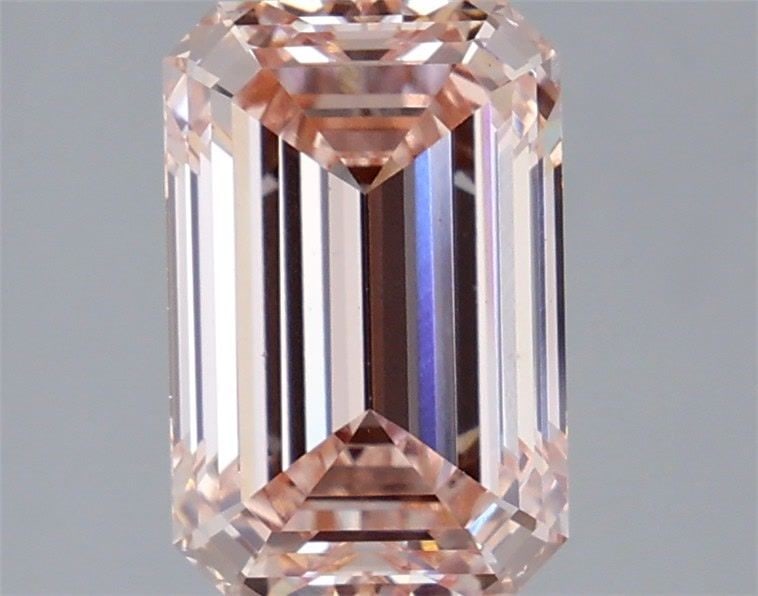 Loose Diamond - EMERALD 3.52ct Fancy Intense Pink VS1: Loose Diamond - EMERALD 3.52ct Fancy Intense Pink VS1 Source: This is a real non-mined Diamond that has been grown in a lab Shape: EMERALD Carats: 3.52 Color: Fancy Intense Pink Certification: IGI Vid