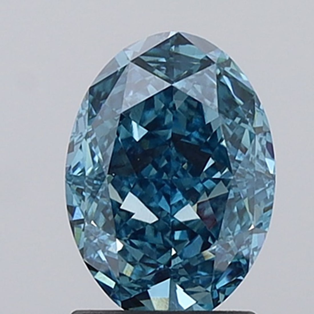 Loose Diamond - OVAL 2.03ct Fancy Vivid Blue VS1: Loose Diamond - OVAL 2.03ct Fancy Vivid Blue VS1 Source: This is a real non-mined Diamond that has been grown in a lab Shape: OVAL Carats: 2.03 Color: Fancy Vivid Blue Certification: NONE Video: