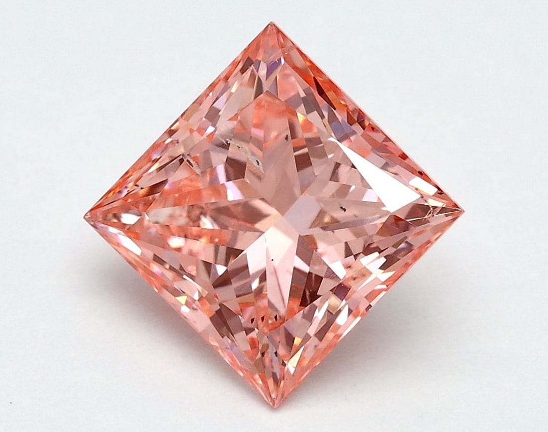 Loose Diamond - PRINCESS 2.04ct Fancy Vivid Pink SI2: Loose Diamond - PRINCESS 2.04ct Fancy Vivid Pink SI2 Source: This is a real non-mined Diamond that has been grown in a lab Shape: PRINCESS Carats: 2.04 Color: Fancy Vivid Pink Certification: IGI Video