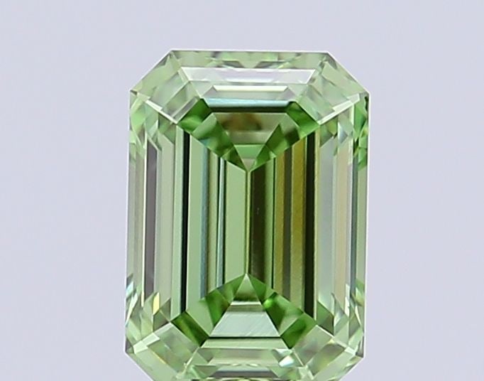 Loose Diamond - EMERALD 1.07ct Fancy Vivid Green VVS1: Loose Diamond - EMERALD 1.07ct Fancy Vivid Green VVS1 Source: This is a real non-mined Diamond that has been grown in a lab Shape: EMERALD Carats: 1.07 Color: Fancy Vivid Green Certification: IGI Vide