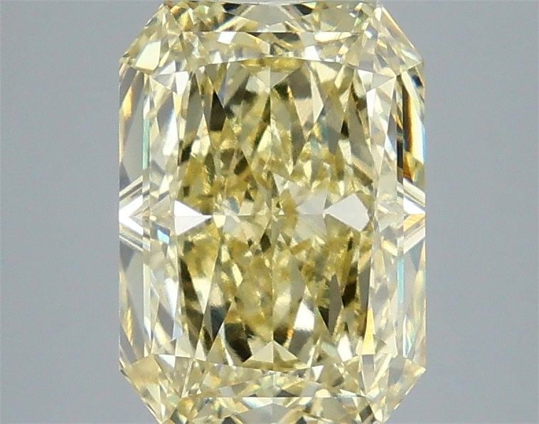 Loose Diamond - RADIANT 4.06ct Fancy Intense Yellow VVS2: Loose Diamond - RADIANT 4.06ct Fancy Intense Yellow VVS2 Source: This is a real non-mined Diamond that has been grown in a lab Shape: RADIANT Carats: 4.06 Color: Fancy Intense Yellow Certification: IG