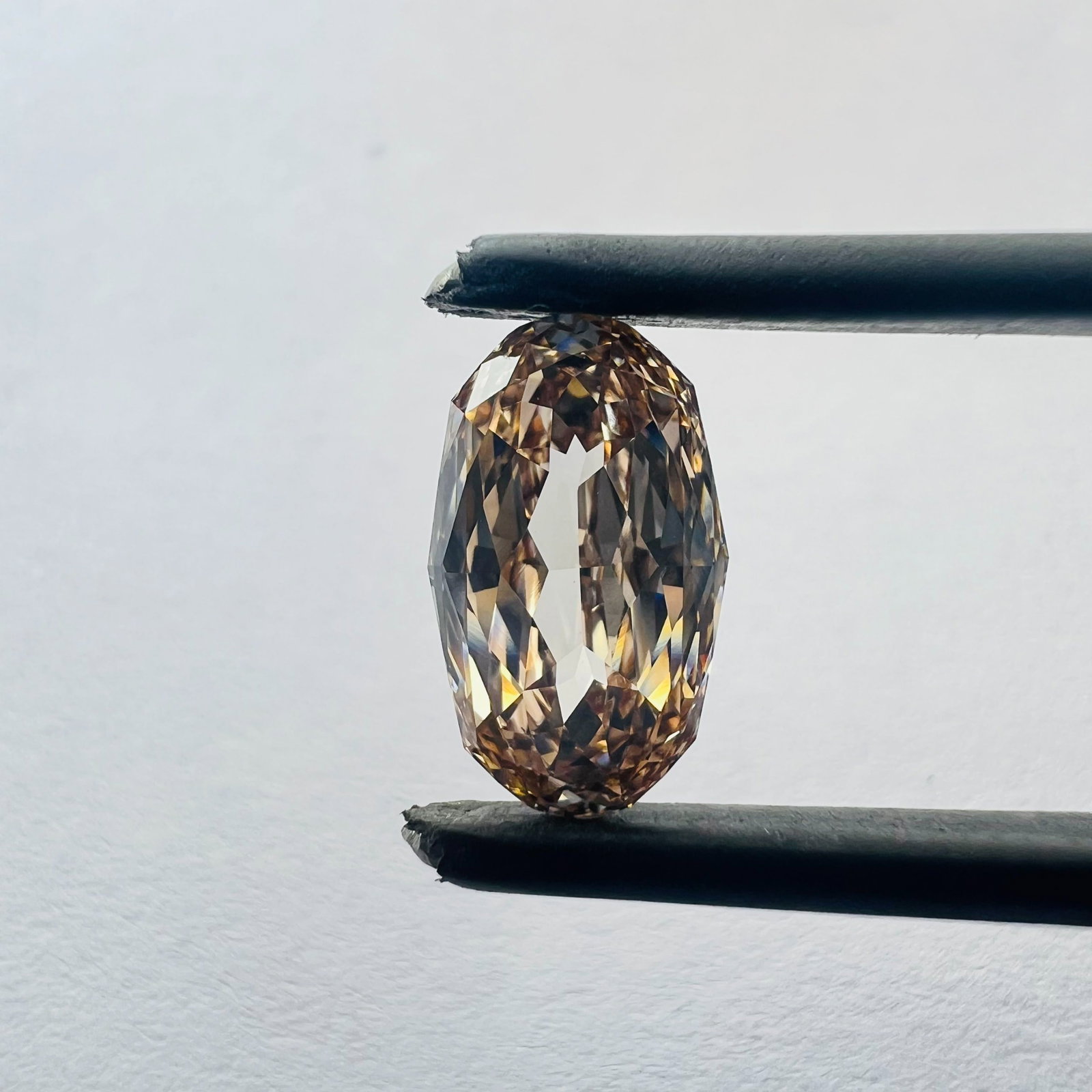 Loose Diamond - OVAL 1.63ct Champagne VS1 (1 of 1)