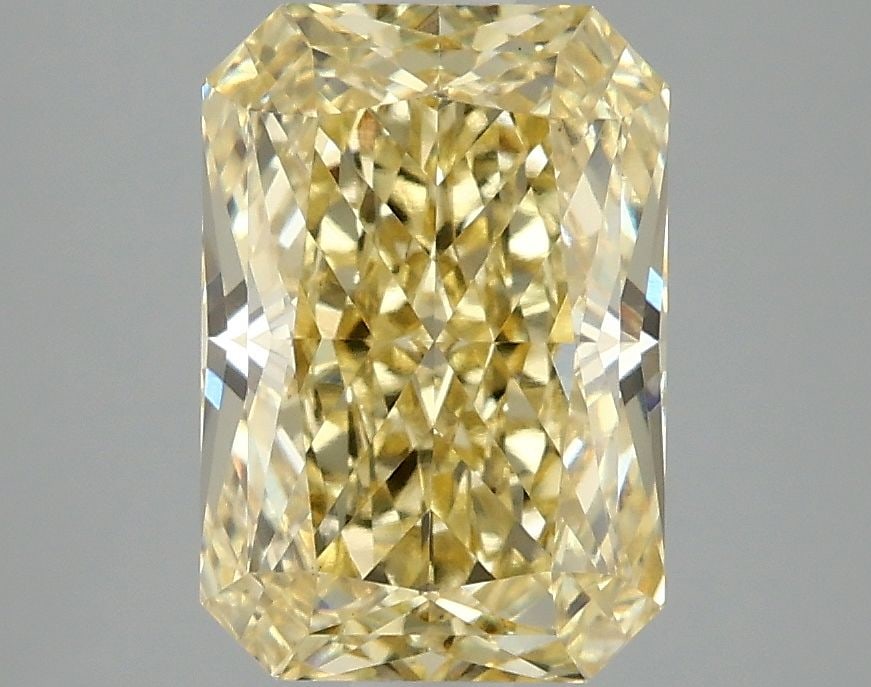 Loose Diamond - RADIANT 3.08ct Fancy Intense Yellow VS1: Loose Diamond - RADIANT 3.08ct Fancy Intense Yellow VS1 Source: This is a real non-mined Diamond that has been grown in a lab Shape: RADIANT Carats: 3.08 Color: Fancy Intense Yellow Certification: IGI