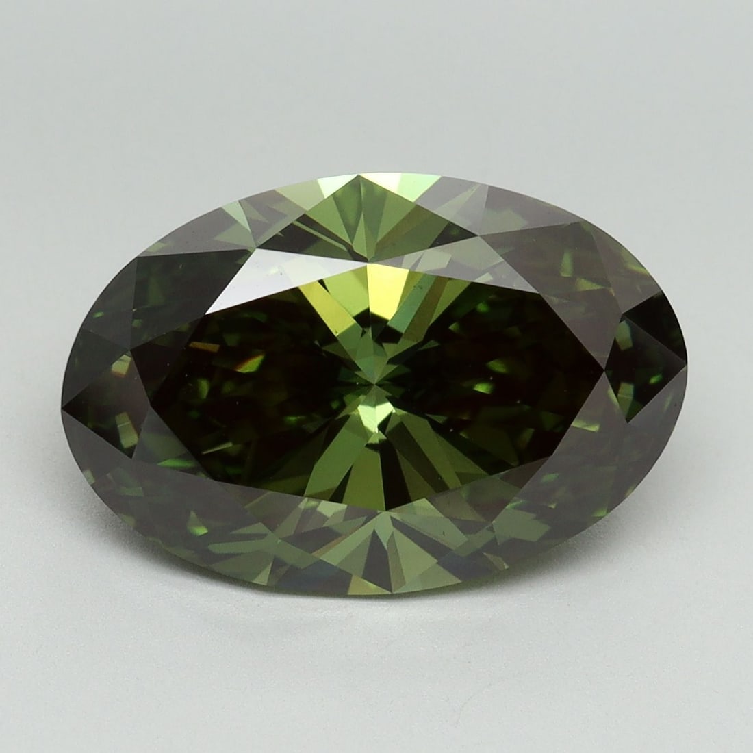 Loose Diamond - OVAL 5.67ct Fancy Vivid Green VS2: Loose Diamond - OVAL 5.67ct Fancy Vivid Green VS2 Source: This is a real non-mined Diamond that has been grown in a lab Shape: OVAL Carats: 5.67 Color: Fancy Vivid Green Certification: IGI Video:
