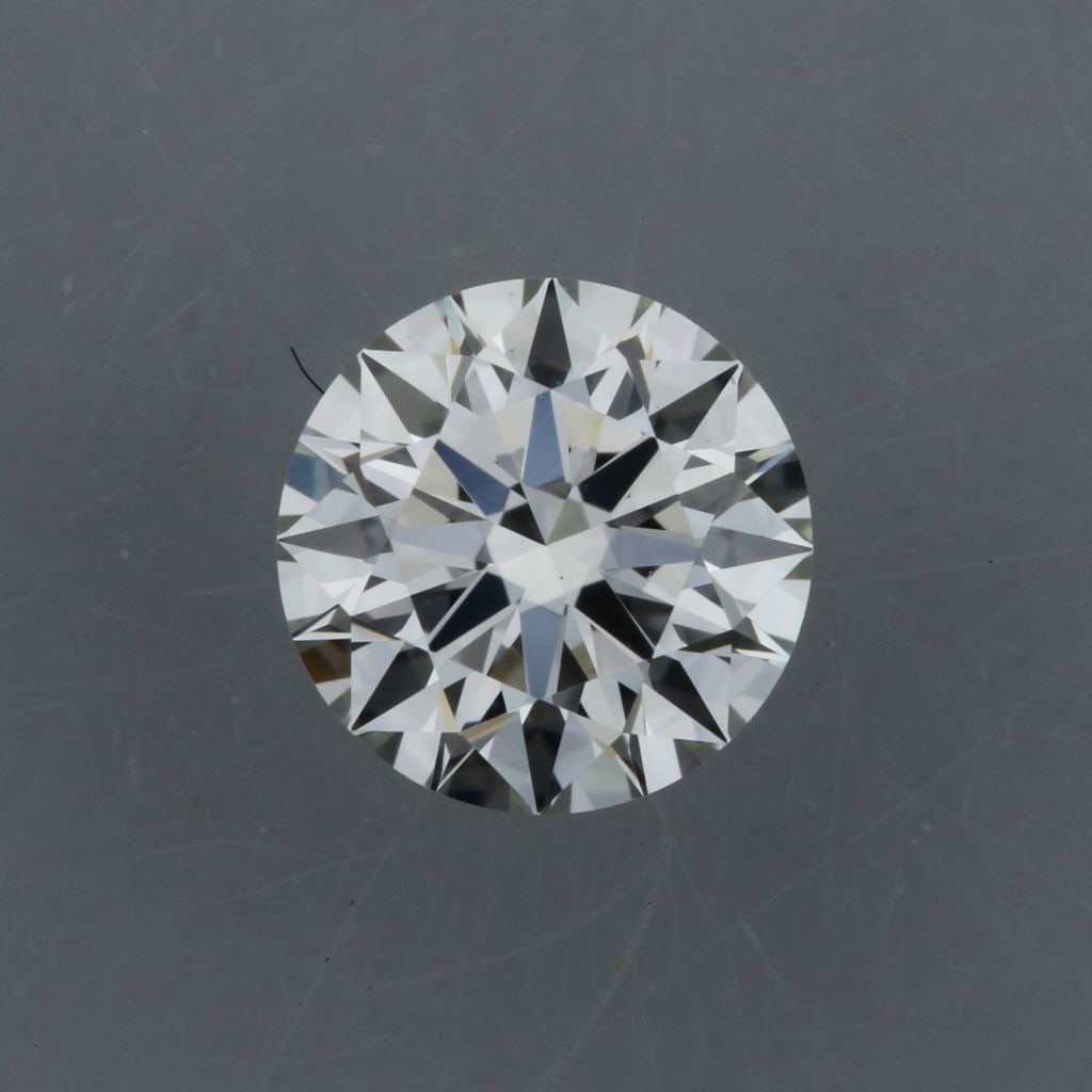 Loose Diamond - ROUND 0.33ct I VVS2: Loose Diamond - ROUND 0.33ct I VVS2 Source: Natural Shape: ROUND Carats: 0.33 Color: I Clarity: VVS2 Certification: GIA The Diamond Depot Guarantee: All items in this auction are guaranteed to be 100%
