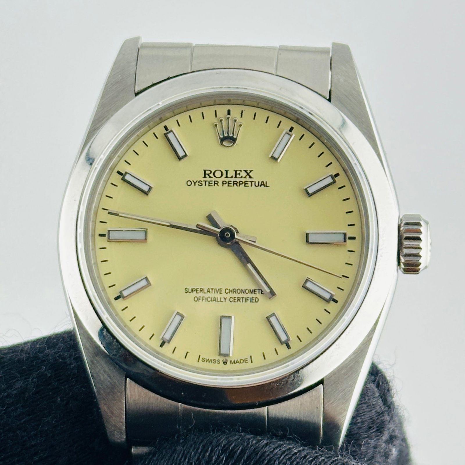 Rolex Oyster Perpetual ladies watch Ref. 67480 aftermarket beige dial (1 of 5)