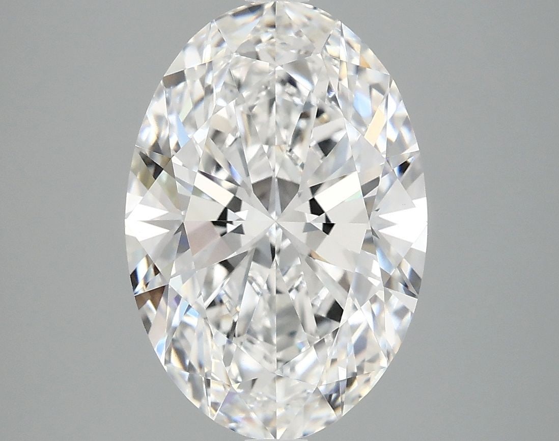 Loose Diamond - OVAL 3.75ct D VVS2: Loose Diamond - OVAL 3.75ct D VVS2 Source: This is a real non-mined Diamond that has been grown in a lab Shape: OVAL Carats: 3.75 Color: D Clarity: VVS2 Certification: IGI Video: