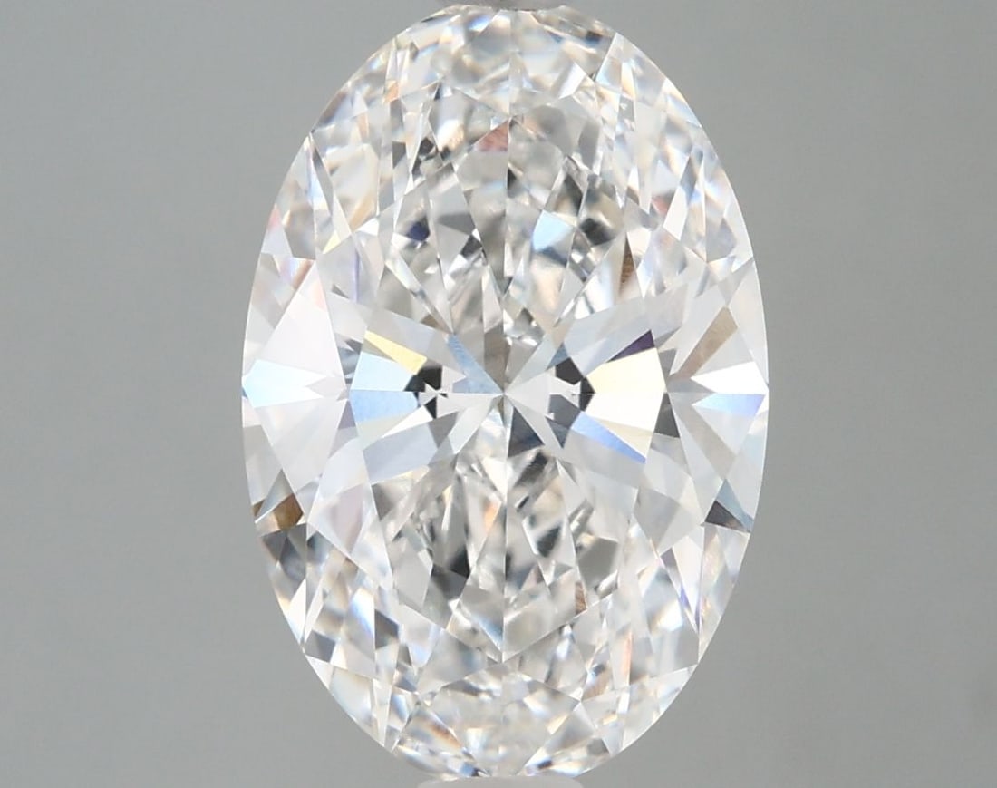 Loose Diamond - OVAL 3.86ct E VVS2: Loose Diamond - OVAL 3.86ct E VVS2 Source: This is a real non-mined Diamond that has been grown in a lab Shape: OVAL Carats: 3.86 Color: E Clarity: VVS2 Certification: IGI Video: