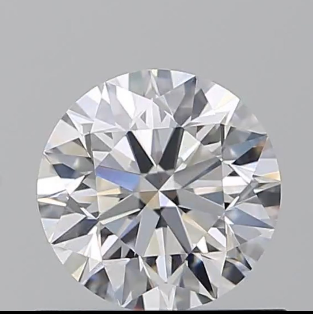 Loose Diamond - ROUND 0.7ct D VVS2: Loose Diamond - ROUND 0.7ct D VVS2 Source: Natural Shape: ROUND Carats: 0.7 Color: D Clarity: VVS2 Certification: GIA The Diamond Depot Guarantee: All items in this auction are guaranteed to be 100% a