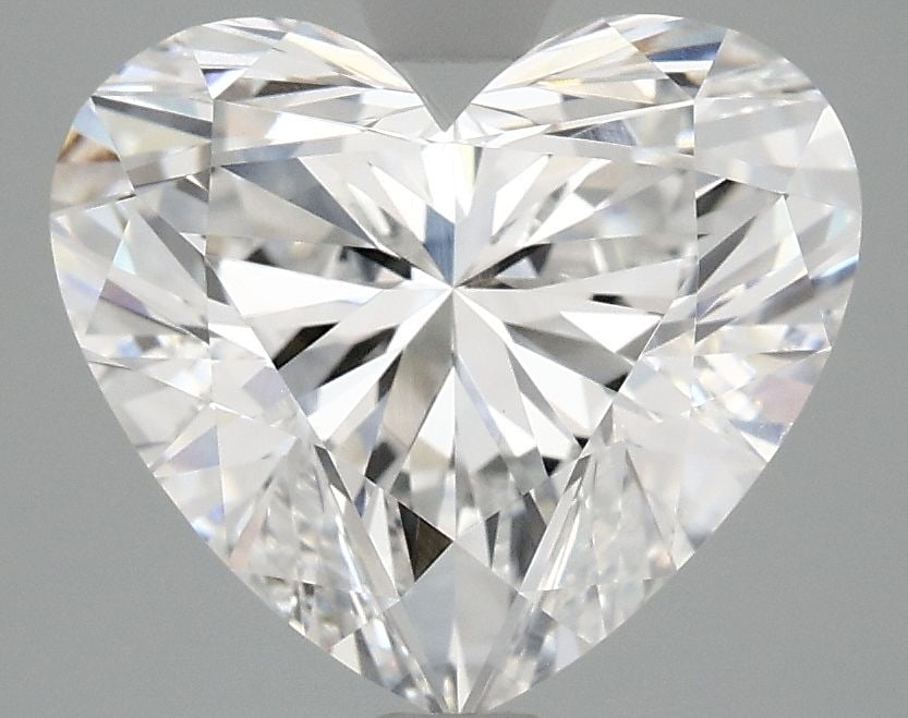Loose Diamond - HEART 4.1ct E VVS2: Loose Diamond - HEART 4.1ct E VVS2 Source: This is a real non-mined Diamond that has been grown in a lab Shape: HEART Carats: 4.1 Color: E Clarity: VVS2 Certification: IGI Video: