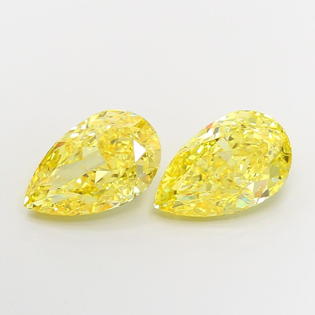 Loose Diamond - PEAR 5.02ct Fancy Intense Yellow VS1: Loose Diamond - PEAR 5.02ct Fancy Intense Yellow VS1 Source: This is a real non-mined Diamond that has been grown in a lab Shape: PEAR Carats: 5.02 Color: Fancy Intense Yellow Certification: IGI Video
