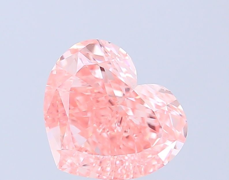 Loose Diamond - HEART 3.02ct Fancy Vivid Pink VS1: Loose Diamond - HEART 3.02ct Fancy Vivid Pink VS1 Source: This is a real non-mined Diamond that has been grown in a lab Shape: HEART Carats: 3.02 Color: Fancy Vivid Pink Certification: IGI Video: