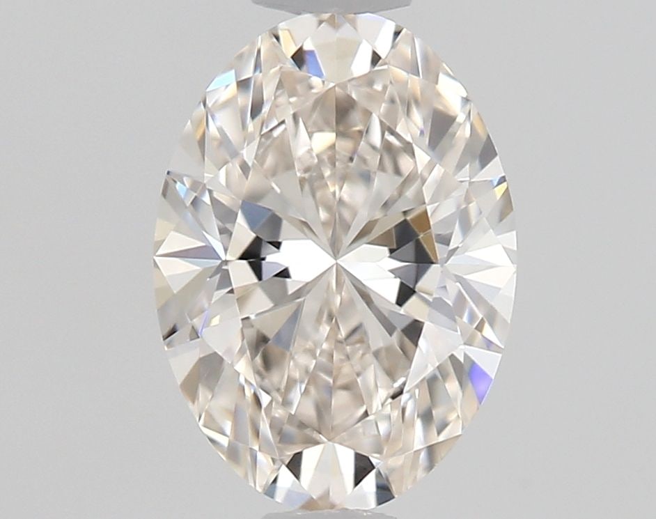 Loose Diamond - OVAL 0.52ct I VS1: Loose Diamond - OVAL 0.52ct I VS1 Source: Natural Shape: OVAL Carats: 0.52 Color: I Clarity: VS1 Certification: GIA Video: