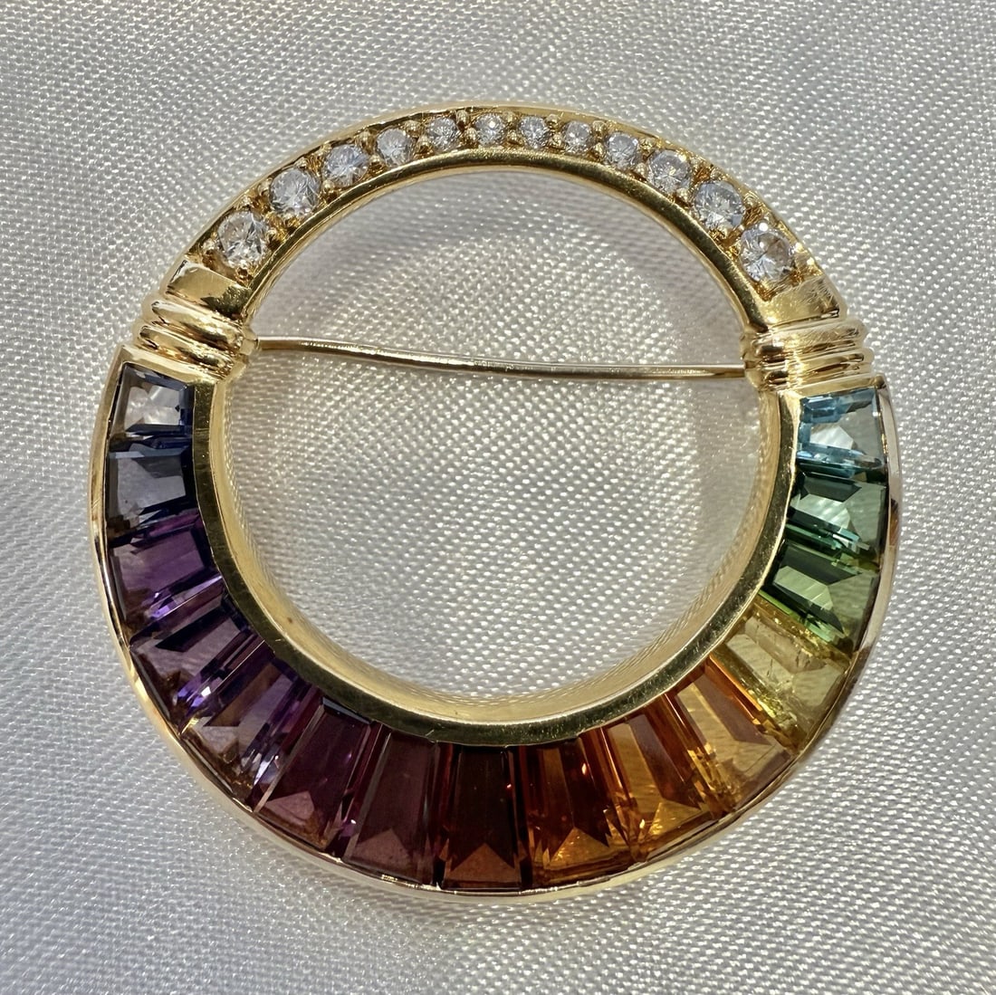 18K Yellow Gold Brooch with Diamond Amethyst Garnet Topaz Tourmaline: 18K Yellow Gold Brooch with Diamond Amethyst Garnet Topaz Tourmaline Pre-owned unbranded brooch crafted in 18k yellow gold and set with diamond, amethyst, garnet, blue topaz, citrine, tourmaline, and 