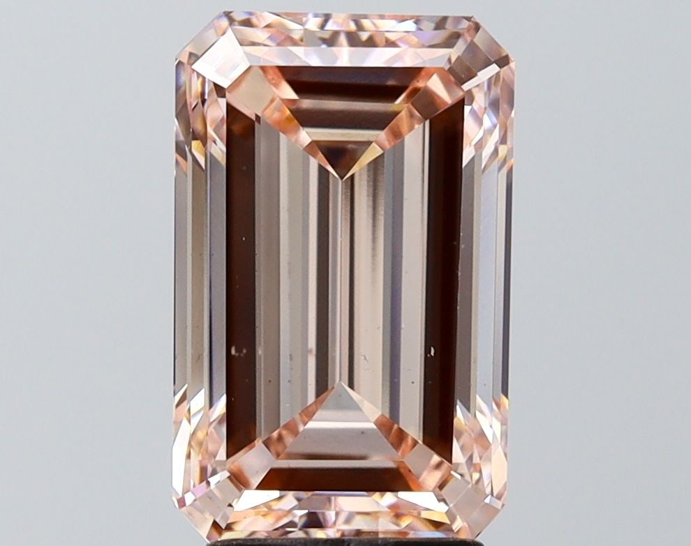 Loose Diamond - EMERALD 4.22ct Fancy Intense Pink VS2: Loose Diamond - EMERALD 4.22ct Fancy Intense Pink VS2 Source: This is a real non-mined Diamond that has been grown in a lab Shape: EMERALD Carats: 4.22 Color: Fancy Intense Pink Certification: IGI The
