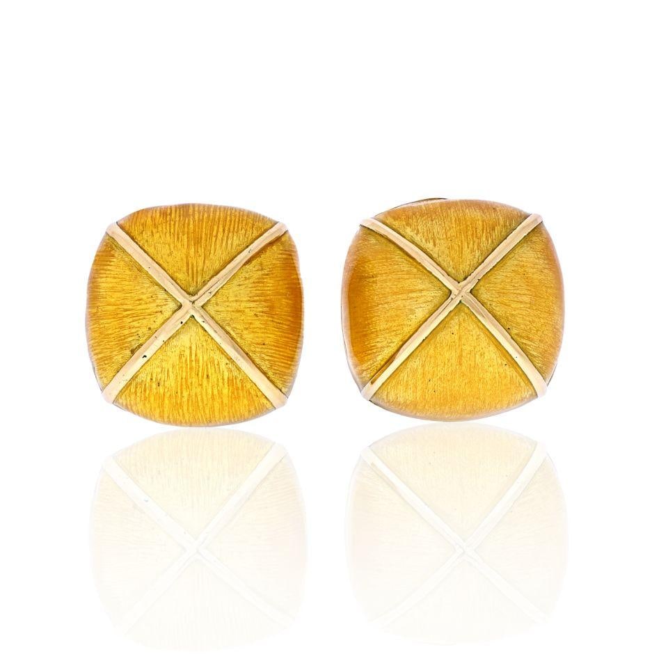 David Webb Pyramid Clip On Earrings in 18K Gold with Yellow Enamel: David Webb Pyramid Clip On Earrings in 18K Gold with Yellow Enamel Pre-owned David Webb large pyramid earrings crafted in 18K yellow gold with yellow enamel. These clip-on earrings have a bold geometr