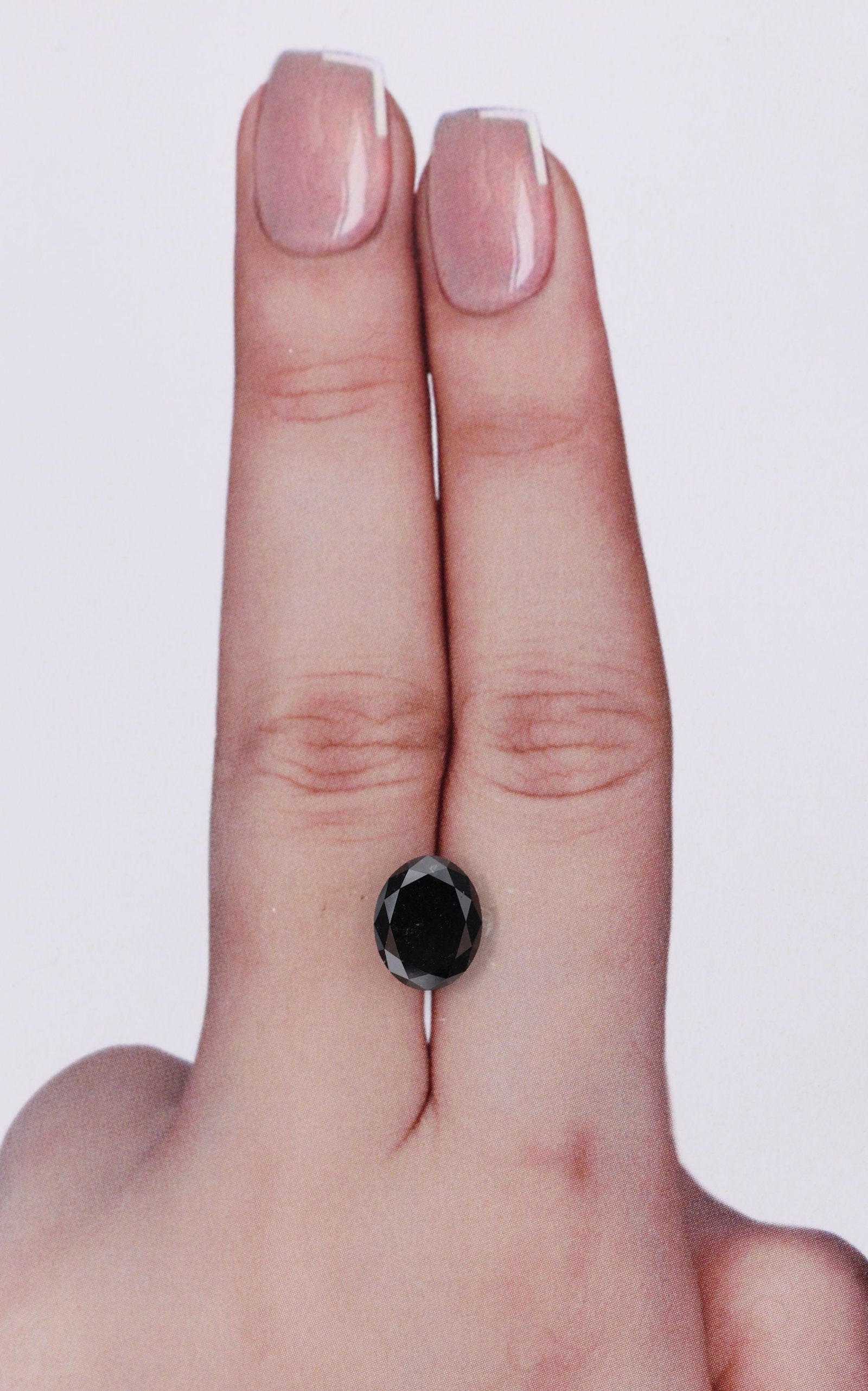 Loose Diamond - OVAL 1.62ct Fancy Black VVS2: Loose Diamond - OVAL 1.62ct Fancy Black VVS2 Source: Natural Shape: OVAL Carats: 1.62 Color: Fancy Black Certification: NONE Video:
