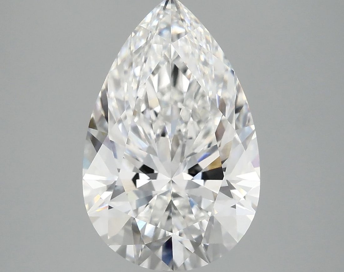 Loose Diamond - PEAR 4.09ct E VVS2: Loose Diamond - PEAR 4.09ct E VVS2 Source: This is a real non-mined Diamond that has been grown in a lab Shape: PEAR Carats: 4.09 Color: E Clarity: VVS2 Certification: IGI Video:
