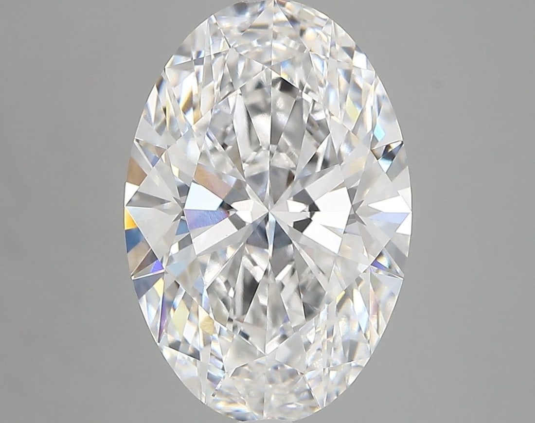 Loose Diamond - OVAL 4.38ct D VVS2: Loose Diamond - OVAL 4.38ct D VVS2 Source: This is a real non-mined Diamond that has been grown in a lab Shape: OVAL Carats: 4.38 Color: D Clarity: VVS2 Certification: IGI Video: