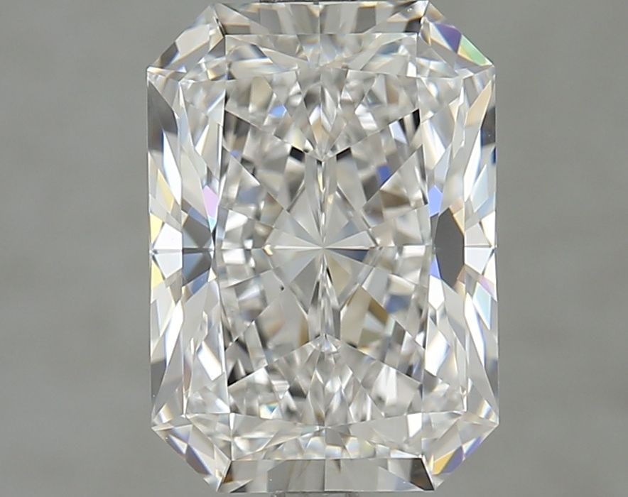 Loose Diamond - RADIANT 3.01ct D FL: Loose Diamond - RADIANT 3.01ct D FL Source: This is a real non-mined Diamond that has been grown in a lab Shape: RADIANT Carats: 3.01 Color: D Clarity: FL Certification: IGI Video: