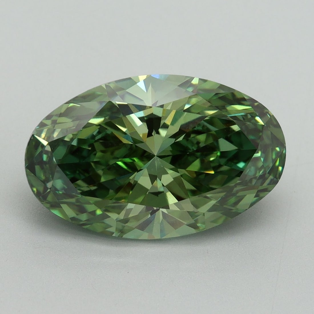 Loose Diamond - OVAL 5.13ct Fancy Vivid Green VS1: Loose Diamond - OVAL 5.13ct Fancy Vivid Green VS1 Source: This is a real non-mined Diamond that has been grown in a lab Shape: OVAL Carats: 5.13 Color: Fancy Vivid Green Certification: IGI Video: