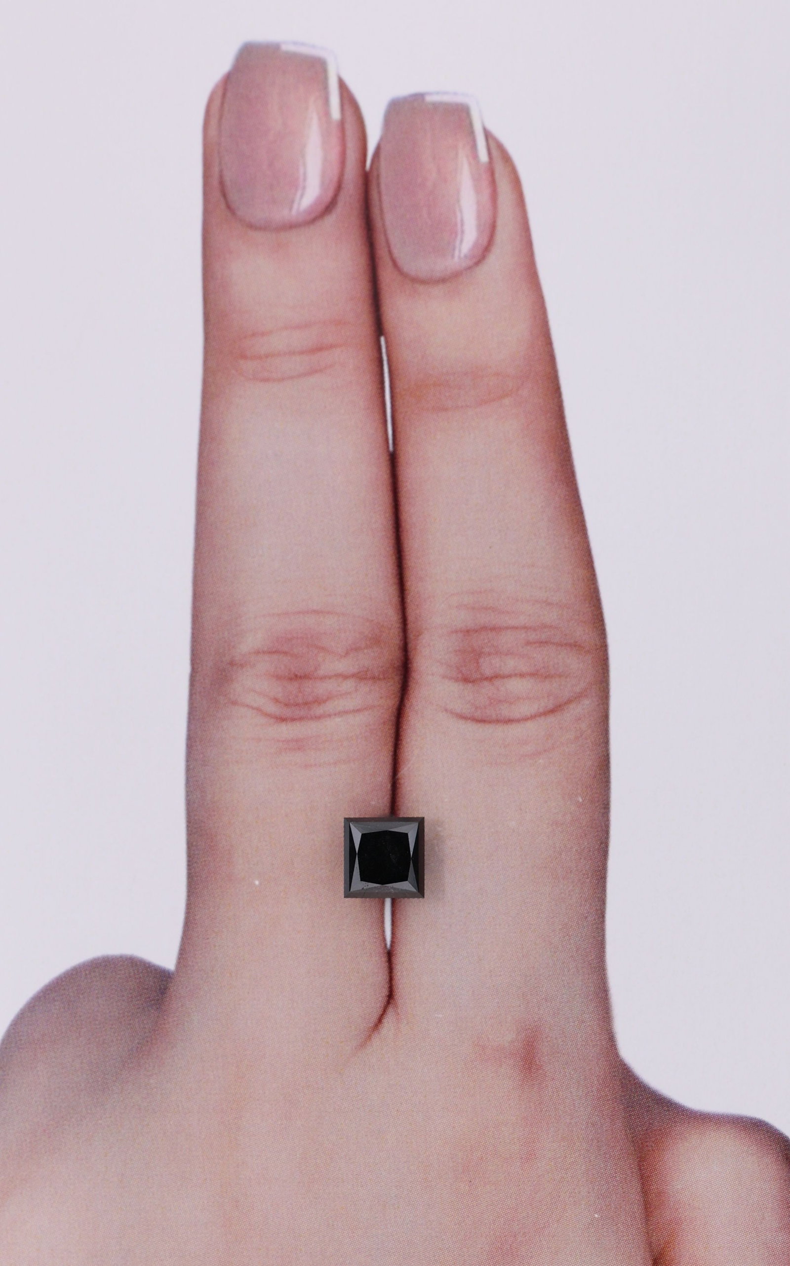 Loose Diamond - PRINCESS 1.52ct Black: Loose Diamond - PRINCESS 1.52ct Black Source: Natural Shape: PRINCESS Carats: 1.52 Color: Black Certification: IGI Video: