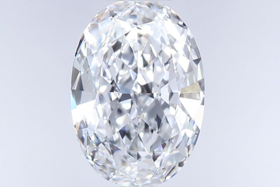 Loose Diamond - OVAL 0.72ct D VVS1: Loose Diamond - OVAL 0.72ct D VVS1 Source: Natural Shape: OVAL Carats: 0.72 Color: D Clarity: VVS1 Certification: GIA Video:
