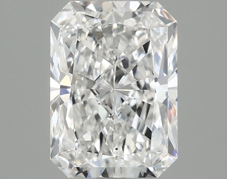 Loose Diamond - RADIANT 2.01ct D VS1: Loose Diamond - RADIANT 2.01ct D VS1 Source: This is a real non-mined Diamond that has been grown in a lab Shape: RADIANT Carats: 2.01 Color: D Clarity: VS1 Certification: IGI Video: