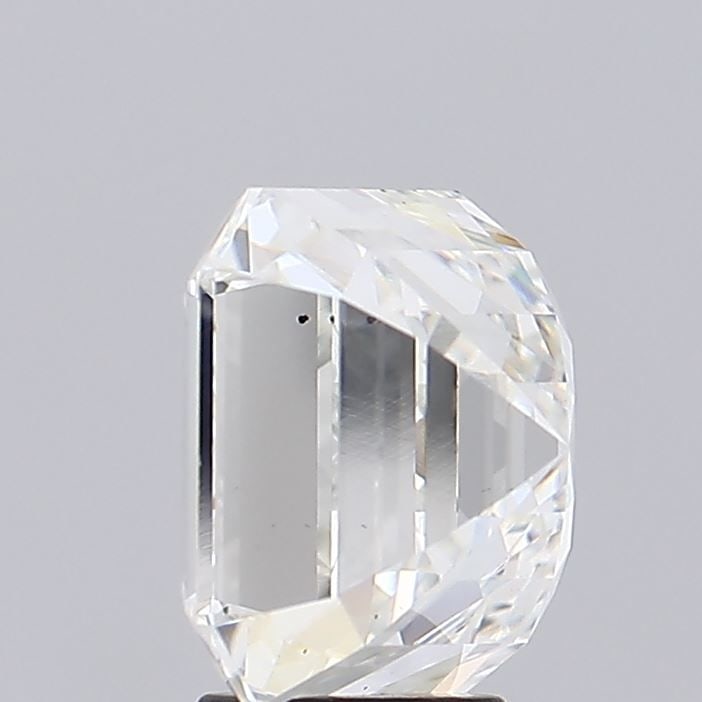 Loose Diamond - SQUARE EMERALD 6.0ct H VS2: Loose Diamond - SQUARE EMERALD 6.0ct H VS2 Source: This is a real non-mined Diamond that has been grown in a lab Shape: SQUARE EMERALD Carats: 6.0 Color: H Clarity: VS2 Certification: IGI Video: