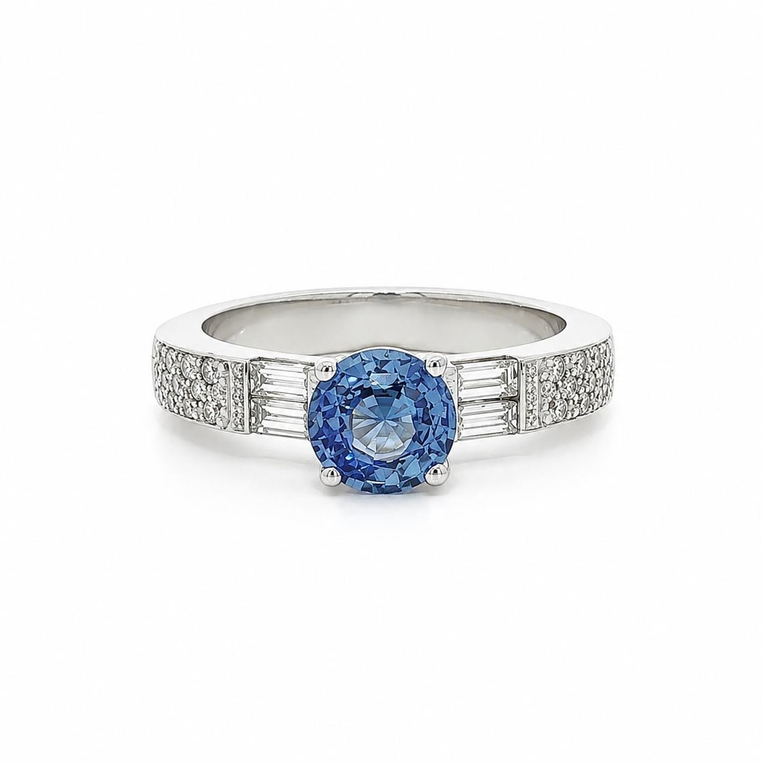14k White Gold Ring with Cornflower Sapphire and Diamond Accents: 14k White Gold Ring with Cornflower Sapphire and Diamond Accents Pre-owned women's ring crafted in solid 14k white gold, featuring one natural genuine cornflower blue sapphire accented by natural genu