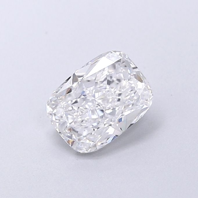 Loose Diamond - RADIANT 0.9ct D VS1: Loose Diamond - RADIANT 0.9ct D VS1 Source: This is a real non-mined Diamond that has been grown in a lab Shape: RADIANT Carats: 0.9 Color: D Clarity: VS1 Certification: IGI The Diamond Depot Guarante