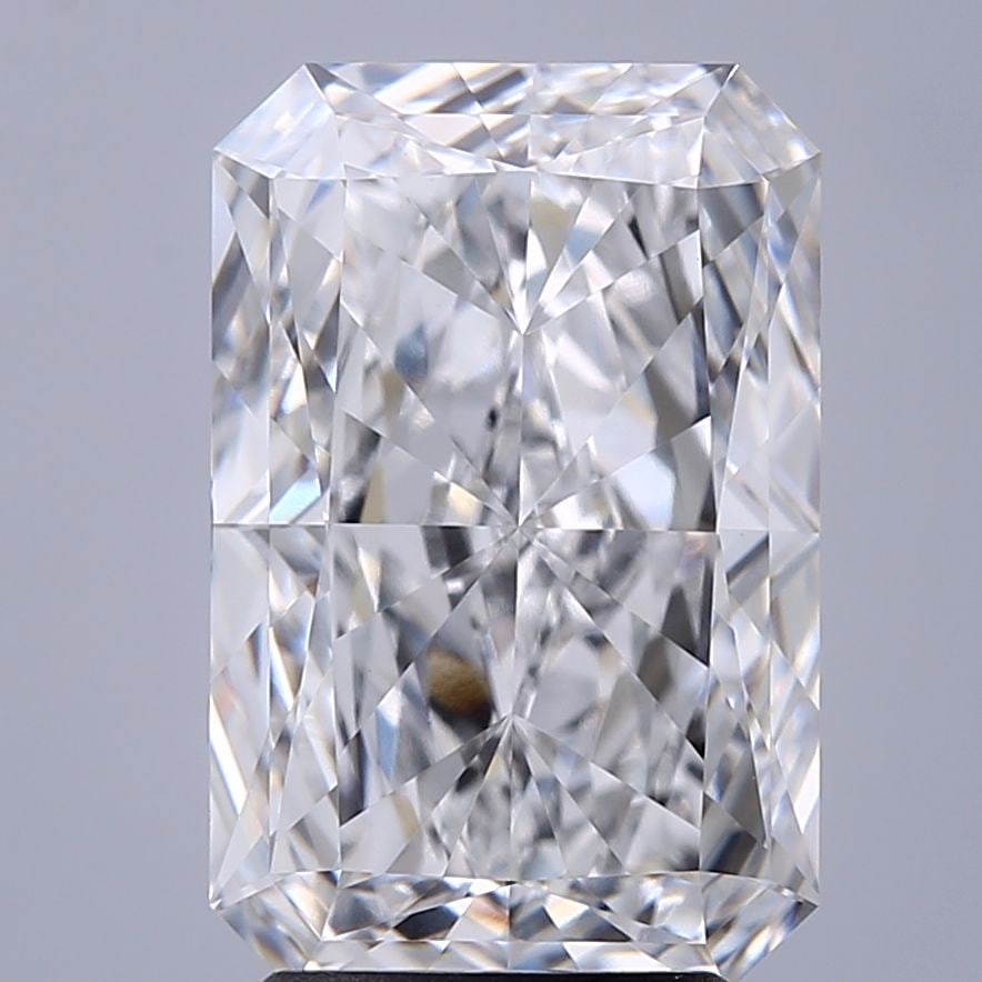 Loose Diamond - RADIANT 3.82ct D VVS2: Loose Diamond - RADIANT 3.82ct D VVS2 Source: This is a real non-mined Diamond that has been grown in a lab Shape: RADIANT Carats: 3.82 Color: D Clarity: VVS2 Certification: IGI Video: