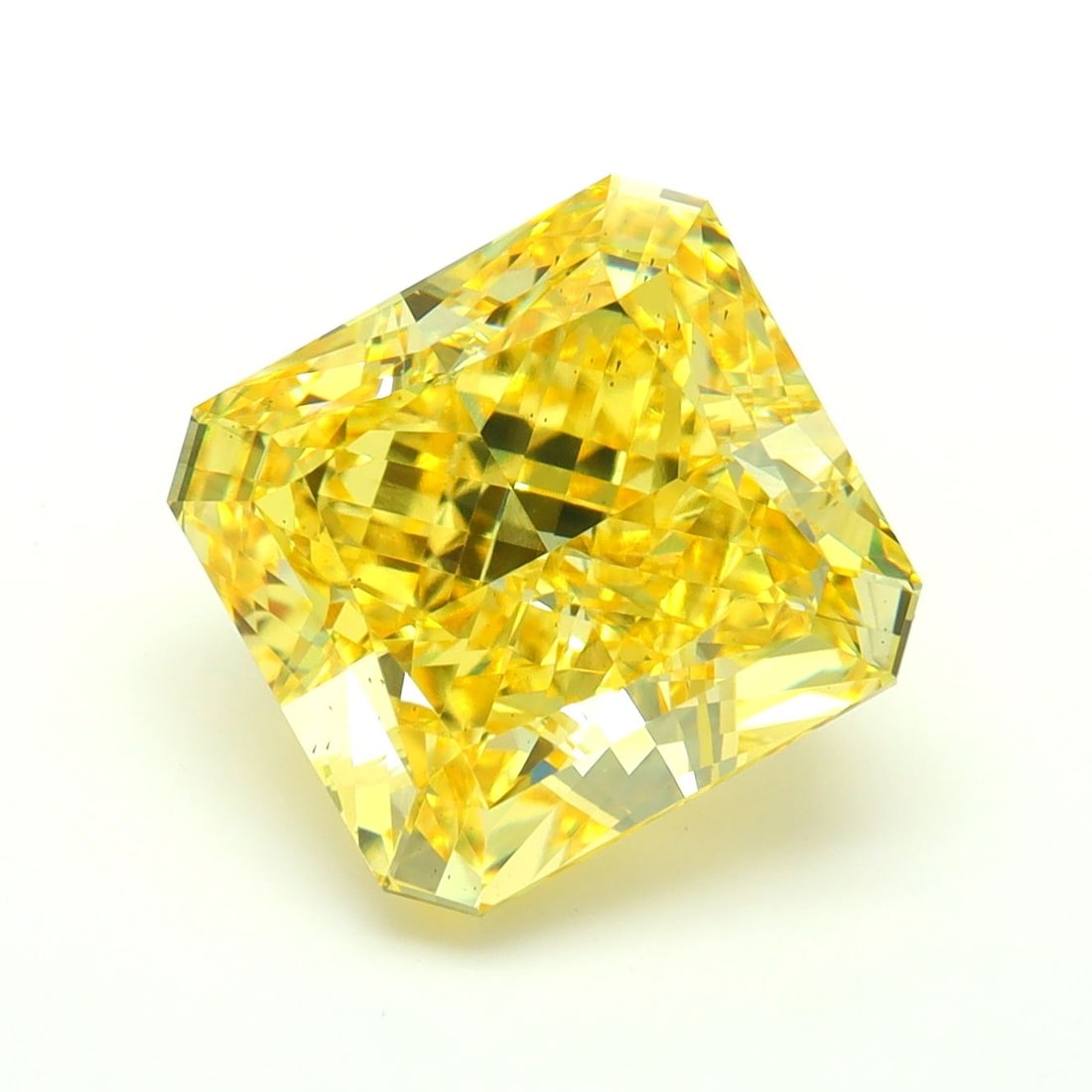 Loose Diamond - SQUARE RADIANT 6.05ct Fancy Vivid Yellow VS2: Loose Diamond - SQUARE RADIANT 6.05ct Fancy Vivid Yellow VS2 Source: This is a real non-mined Diamond that has been grown in a lab Shape: SQUARE RADIANT Carats: 6.05 Color: Fancy Vivid Yellow Certific