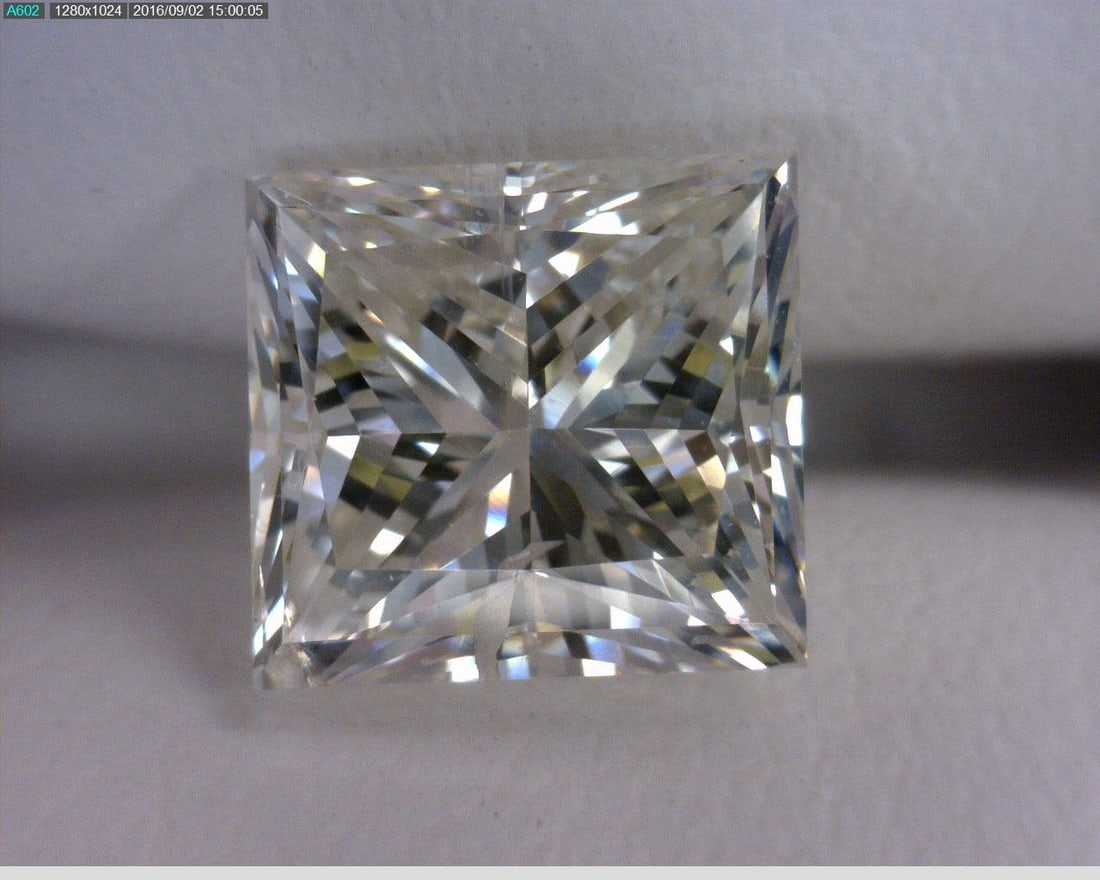 Loose Diamond - PRINCESS 1.5ct I SI2 (1 of 1)