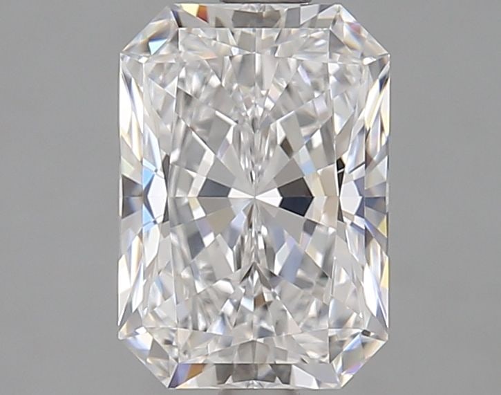 Loose Diamond - RADIANT 2.08ct D VVS1: Loose Diamond - RADIANT 2.08ct D VVS1 Source: This is a real non-mined Diamond that has been grown in a lab Shape: RADIANT Carats: 2.08 Color: D Clarity: VVS1 Certification: GIA Video: