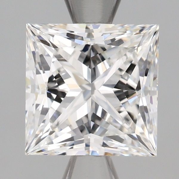 Loose Diamond - PRINCESS 2.08ct E VVS1: Loose Diamond - PRINCESS 2.08ct E VVS1 Source: This is a real non-mined Diamond that has been grown in a lab Shape: PRINCESS Carats: 2.08 Color: E Clarity: VVS1 Certification: IGI Video: Video Link