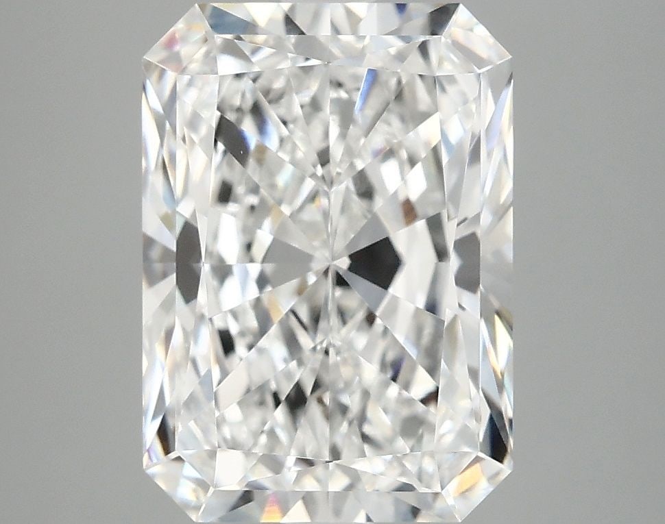 Loose Diamond - RADIANT 4.14ct D VVS2: Loose Diamond - RADIANT 4.14ct D VVS2 Source: This is a real non-mined Diamond that has been grown in a lab Shape: RADIANT Carats: 4.14 Color: D Clarity: VVS2 Certification: IGI Video: