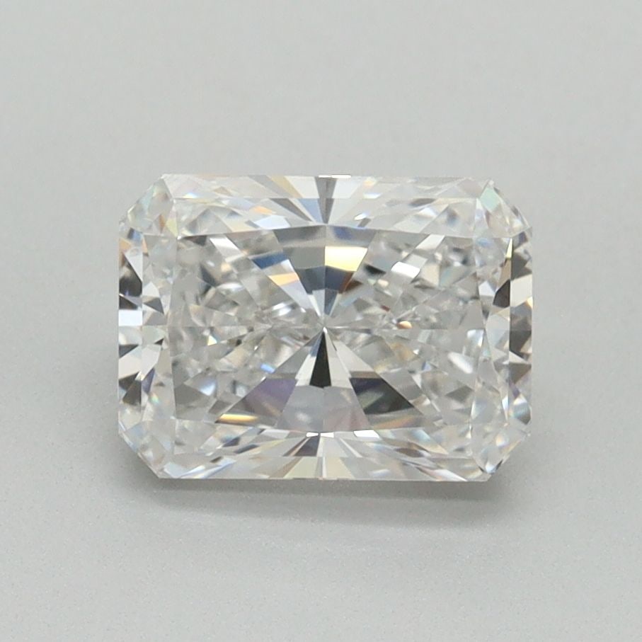 Loose Diamond - RADIANT 1.57ct D VVS2: Loose Diamond - RADIANT 1.57ct D VVS2 Source: This is a real non-mined Diamond that has been grown in a lab Shape: RADIANT Carats: 1.57 Color: D Clarity: VVS2 Certification: IGI Video: