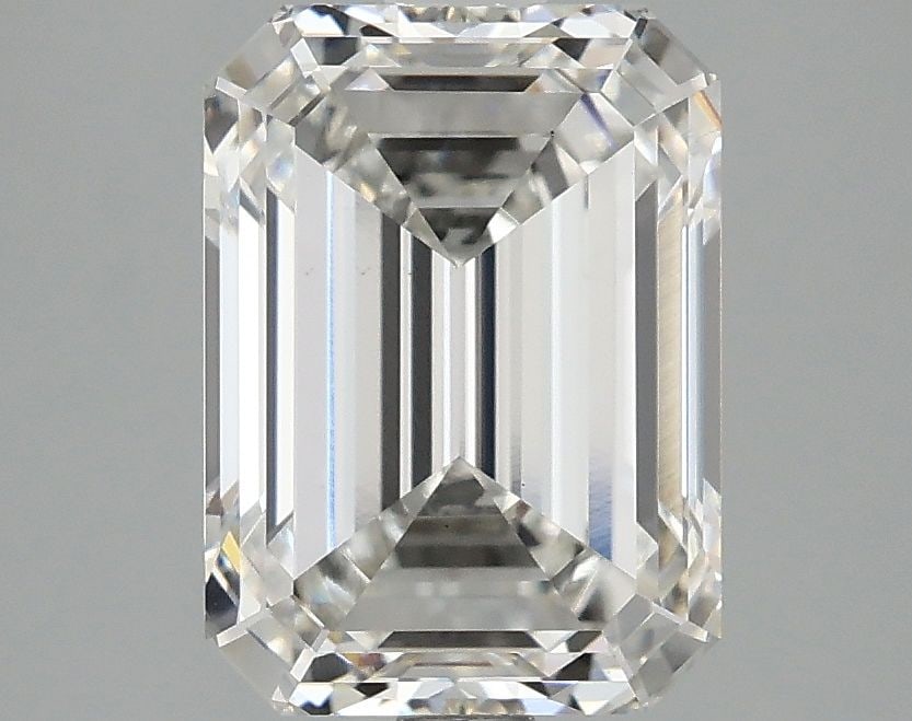 Loose Diamond - EMERALD 3.09ct G VS1: Loose Diamond - EMERALD 3.09ct G VS1 Source: This is a real non-mined Diamond that has been grown in a lab Shape: EMERALD Carats: 3.09 Color: G Clarity: VS1 Certification: IGI Video: Video Link The