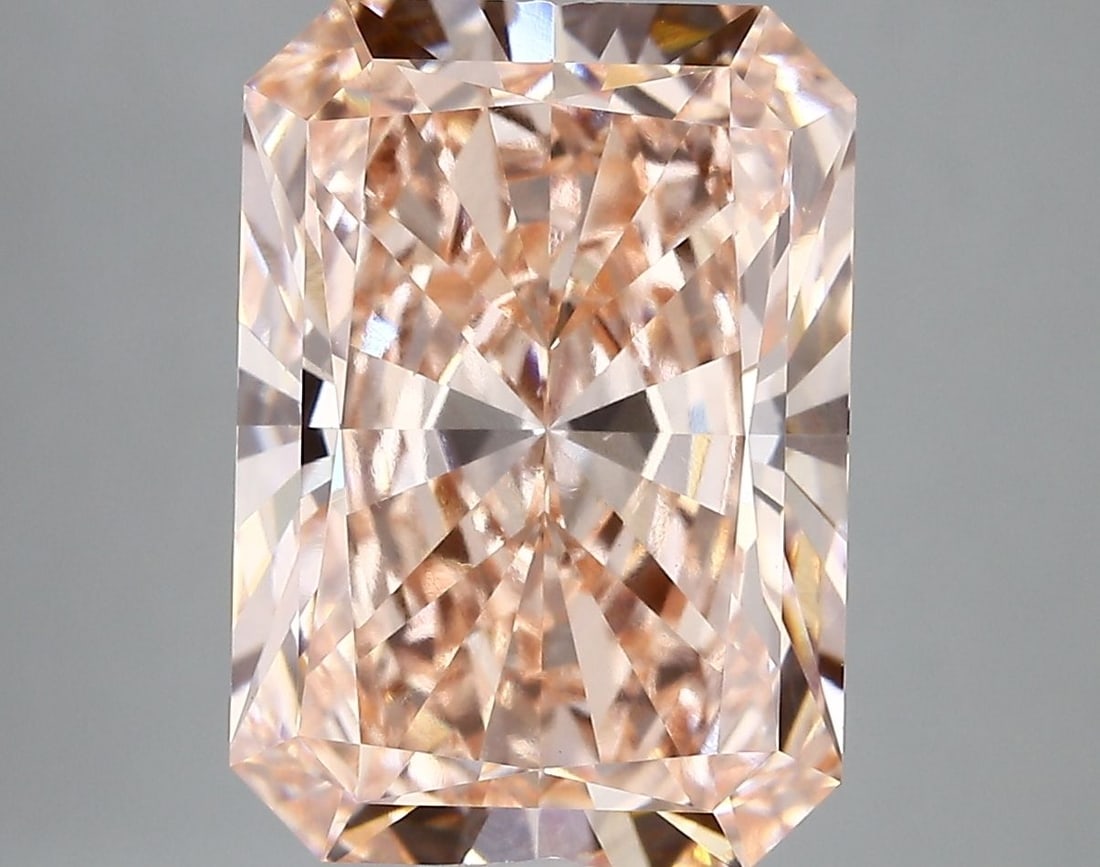 Loose Diamond - RADIANT 7.1ct Fancy Vivid Pink VS2: Loose Diamond - RADIANT 7.1ct Fancy Vivid Pink VS2 Source: This is a real non-mined Diamond that has been grown in a lab Shape: RADIANT Carats: 7.1 Color: Fancy Vivid Pink Certification: IGI Video: