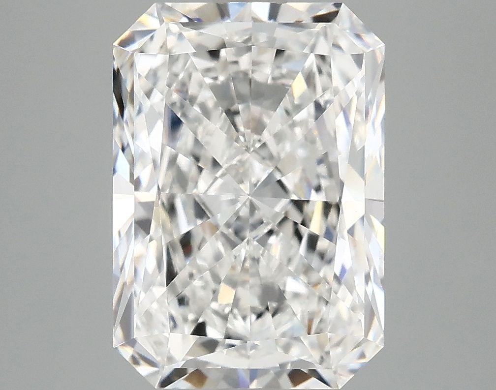Loose Diamond - RADIANT 4.02ct E VVS2: Loose Diamond - RADIANT 4.02ct E VVS2 Source: This is a real non-mined Diamond that has been grown in a lab Shape: RADIANT Carats: 4.02 Color: E Clarity: VVS2 Certification: IGI Video: Video Link The