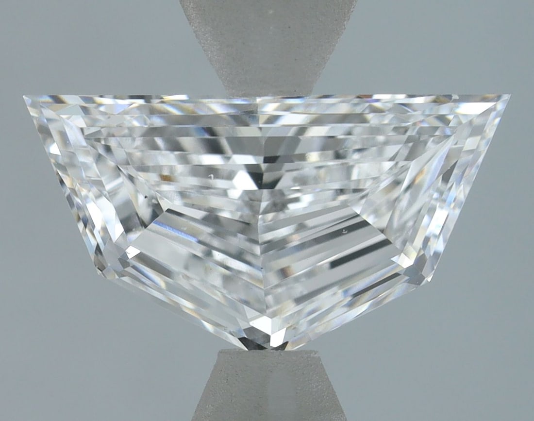 Loose Diamond - OTHER 1.11ct D VS2: Loose Diamond - OTHER 1.11ct D VS2 Source: This is a real non-mined Diamond that has been grown in a lab Shape: OTHER Carats: 1.11 Color: D Clarity: VS2 Certification: IGI Video: