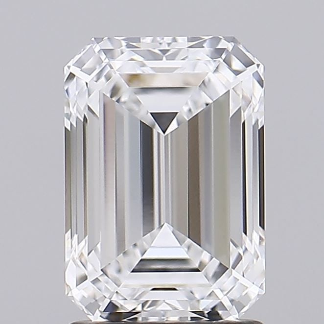 Loose Diamond - EMERALD 2.02ct D VVS2: Loose Diamond - EMERALD 2.02ct D VVS2 Source: This is a real non-mined Diamond that has been grown in a lab Shape: EMERALD Carats: 2.02 Color: D Clarity: VVS2 Certification: GIA Video: Video Link The