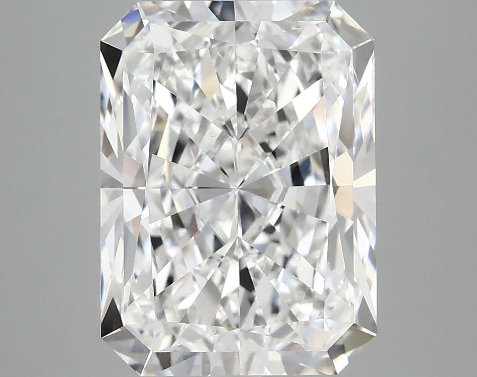 Loose Diamond - RADIANT 4.19ct E VVS2: Loose Diamond - RADIANT 4.19ct E VVS2 Source: This is a real non-mined Diamond that has been grown in a lab Shape: RADIANT Carats: 4.19 Color: E Clarity: VVS2 Certification: IGI Video: Video Link The