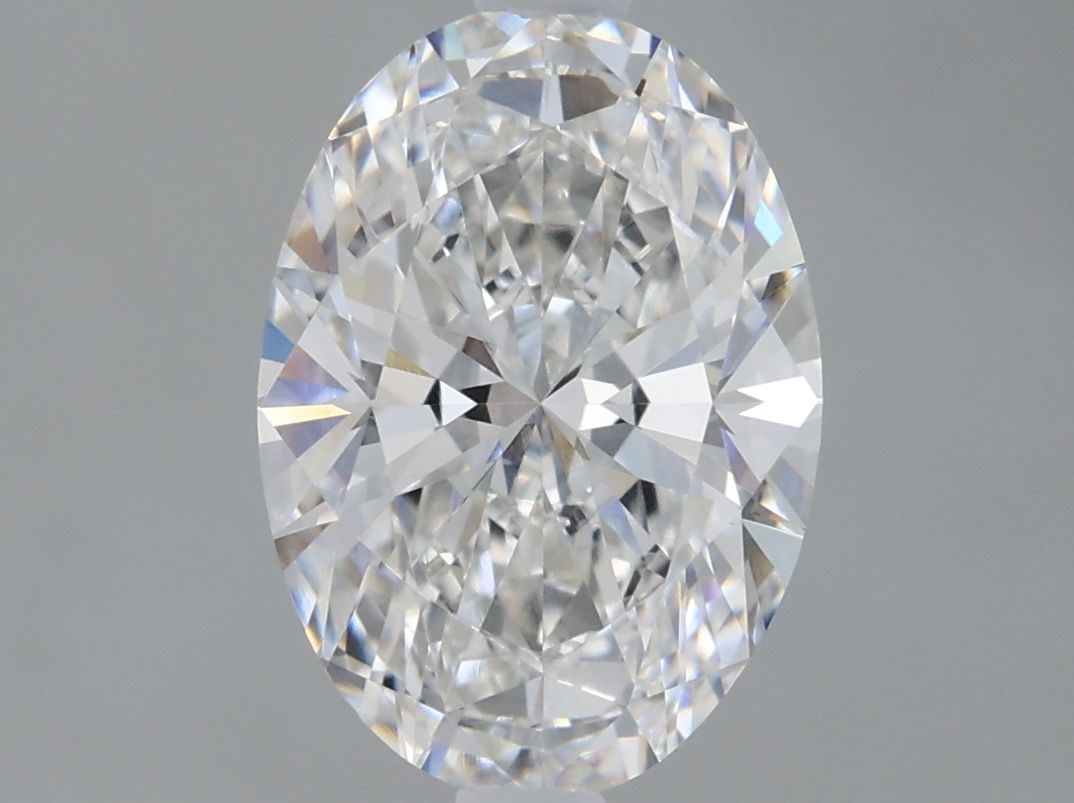 Loose Diamond - OVAL 1.57ct E VVS2: Loose Diamond - OVAL 1.57ct E VVS2 Source: This is a real non-mined Diamond that has been grown in a lab Shape: OVAL Carats: 1.57 Color: E Clarity: VVS2 Certification: IGI Video: