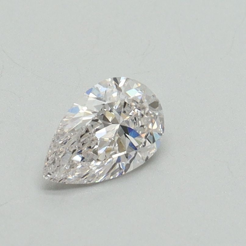Loose Diamond - PEAR 0.4ct G VVS2: Loose Diamond - PEAR 0.4ct G VVS2 Source: This is a real non-mined Diamond that has been grown in a lab Shape: PEAR Carats: 0.4 Color: G Clarity: VVS2 Certification: IGI Video: Video Link The Diamond
