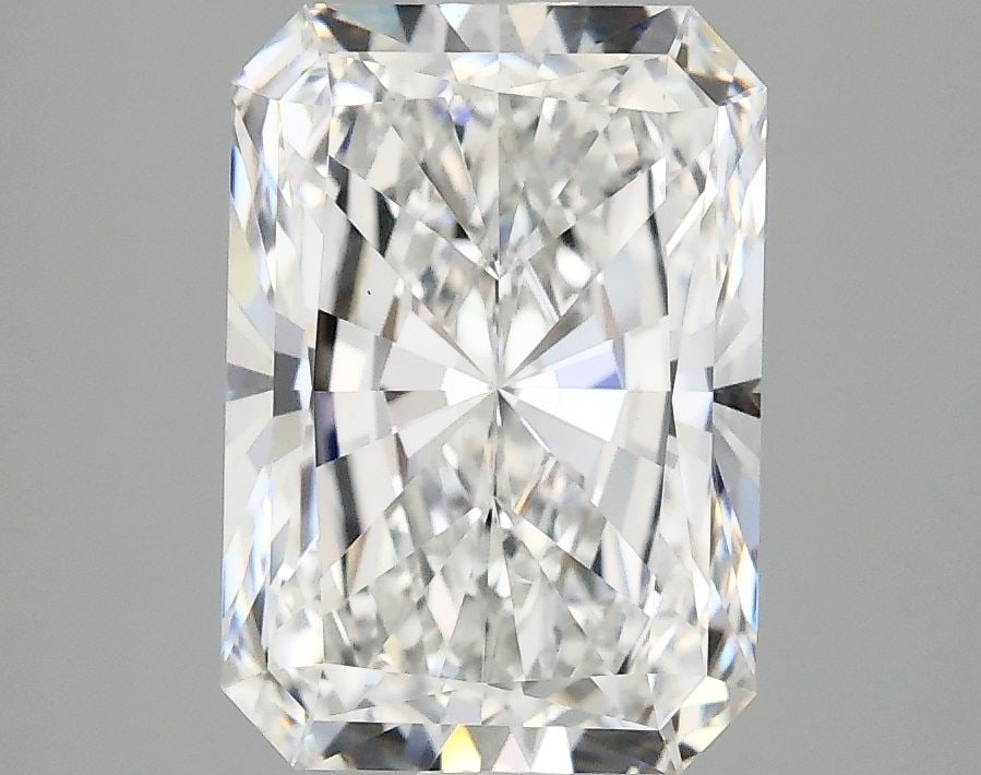 Loose Diamond - RADIANT 3.1ct E VS1: Loose Diamond - RADIANT 3.1ct E VS1 Source: This is a real non-mined Diamond that has been grown in a lab Shape: RADIANT Carats: 3.1 Color: E Clarity: VS1 Certification: IGI Video: Video Link The