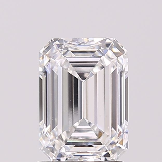 Loose Diamond - EMERALD 2.06ct D VVS2: Loose Diamond - EMERALD 2.06ct D VVS2 Source: This is a real non-mined Diamond that has been grown in a lab Shape: EMERALD Carats: 2.06 Color: D Clarity: VVS2 Certification: IGI Video: Video Link The