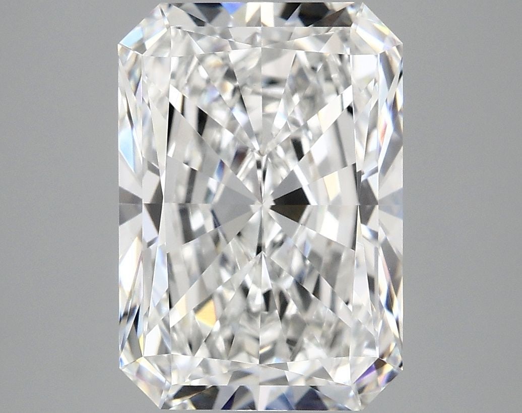 Loose Diamond - RADIANT 4.02ct E VVS2: Loose Diamond - RADIANT 4.02ct E VVS2 Source: This is a real non-mined Diamond that has been grown in a lab Shape: RADIANT Carats: 4.02 Color: E Clarity: VVS2 Certification: IGI Video:
